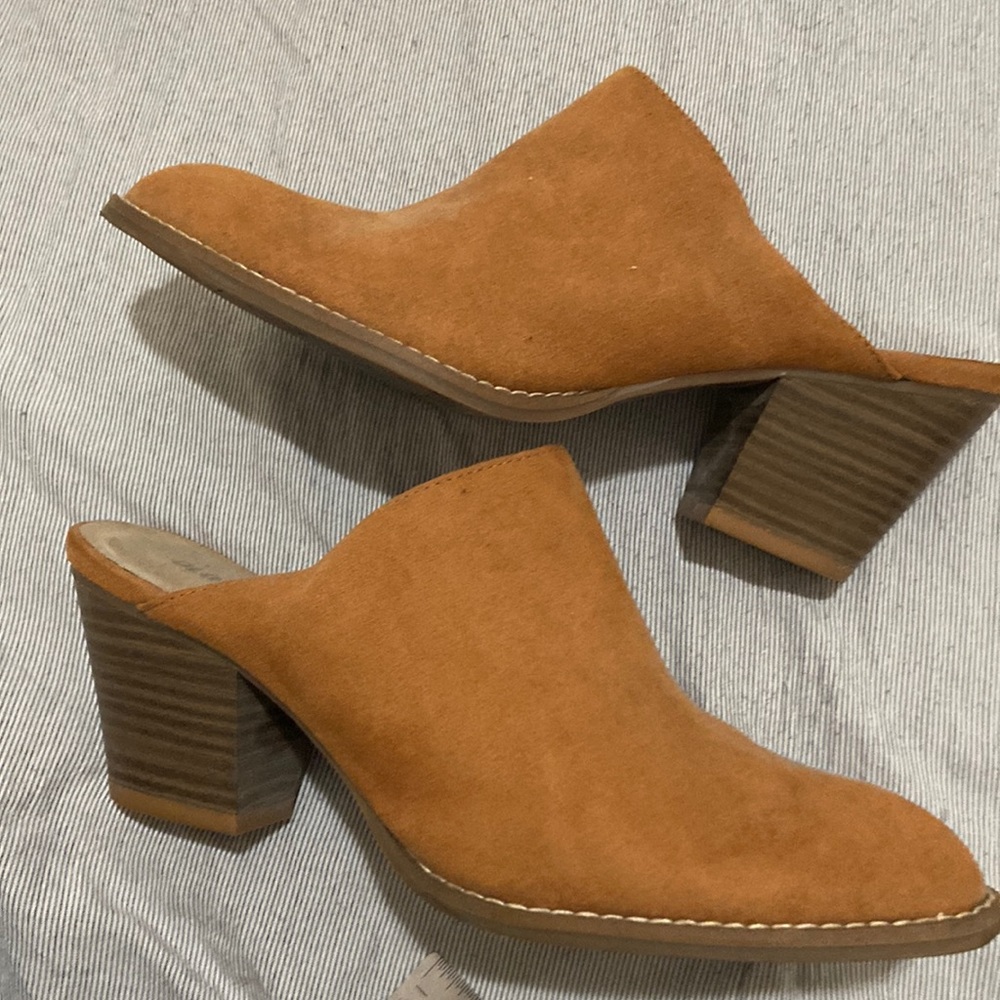 Old Navy mule sandals